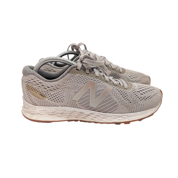 New Balance Arishi Fresh Foam Gray Running Sneakers Women's Size 7 - Picture 3 of 11